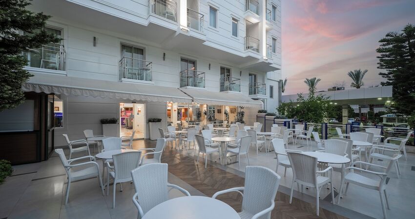 Sealife Family Resort Hotel