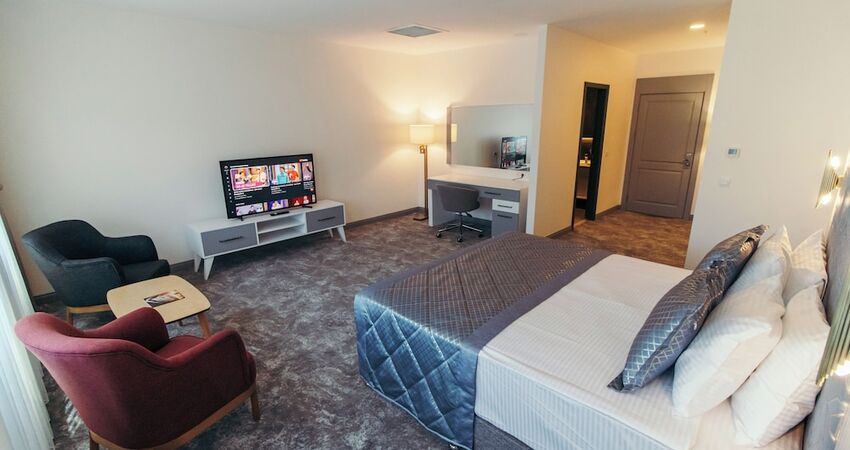 CK Farabi Hotel