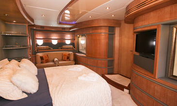 MOTORYACHT 30 M. OBSIDIAN. 4 OF THEM. 12 PEOPLE. ANTALYA-0013