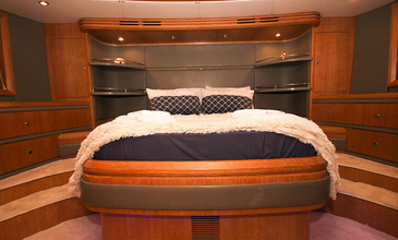 MOTORYACHT 30 M. OBSIDIAN. 4 OF THEM. 12 PEOPLE. ANTALYA-0013
