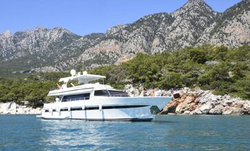 Motoryat . Gokturk 30 metre. Antalya - 0023