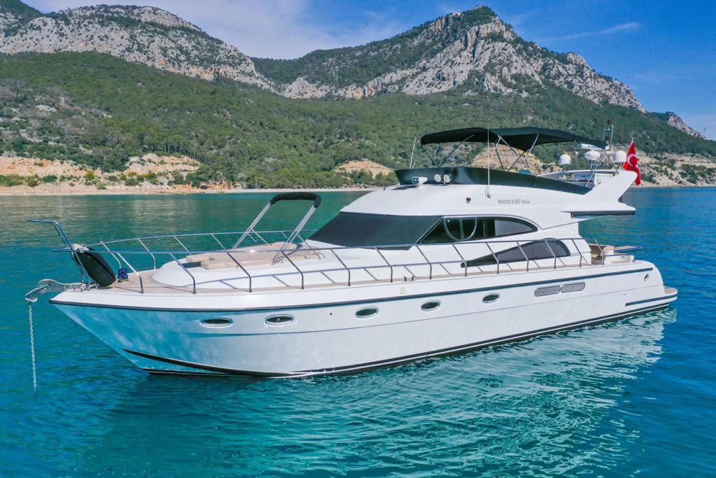 MOTORYACHT 19 METERS. 2 CABINS. ANTALYA - 0011